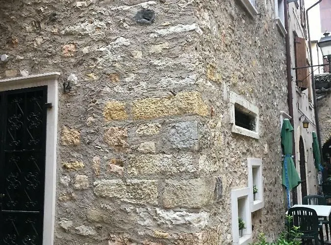 Vicolovolta16 Apartment