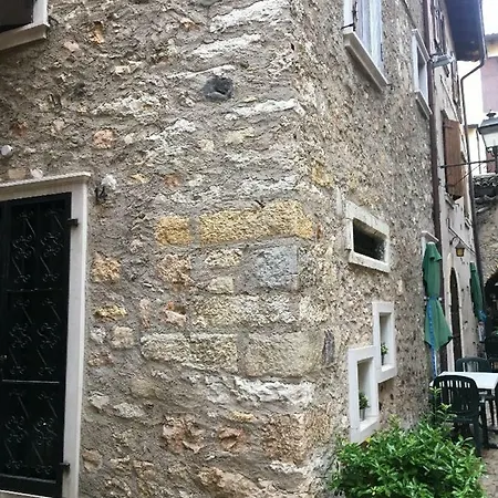 Vicolovolta16 Apartman