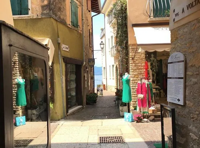 Vicolovolta16 Lejlighed Torri Del Benaco